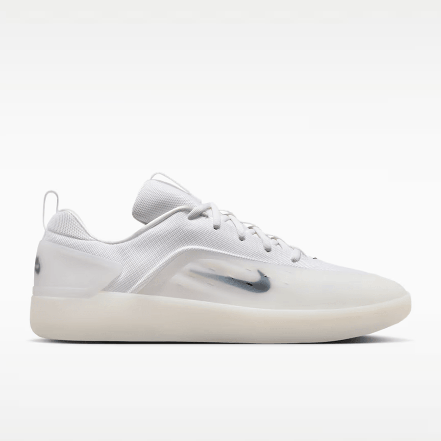 Nike SB Zoom Nyjah 4 - White / Black | Embassy Boardshop