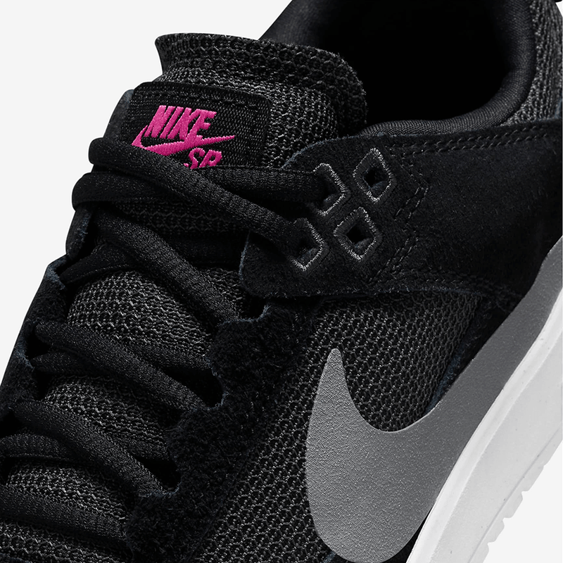 Nike SB Day One Older Kids' Skate Shoes ( Black/Anthracite/Alchemy Pink/Cool Grey)
