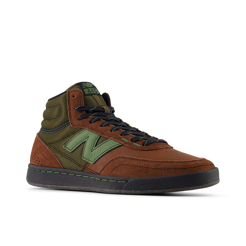 NB Numeric 440 High V2 (Rich oak with Black)