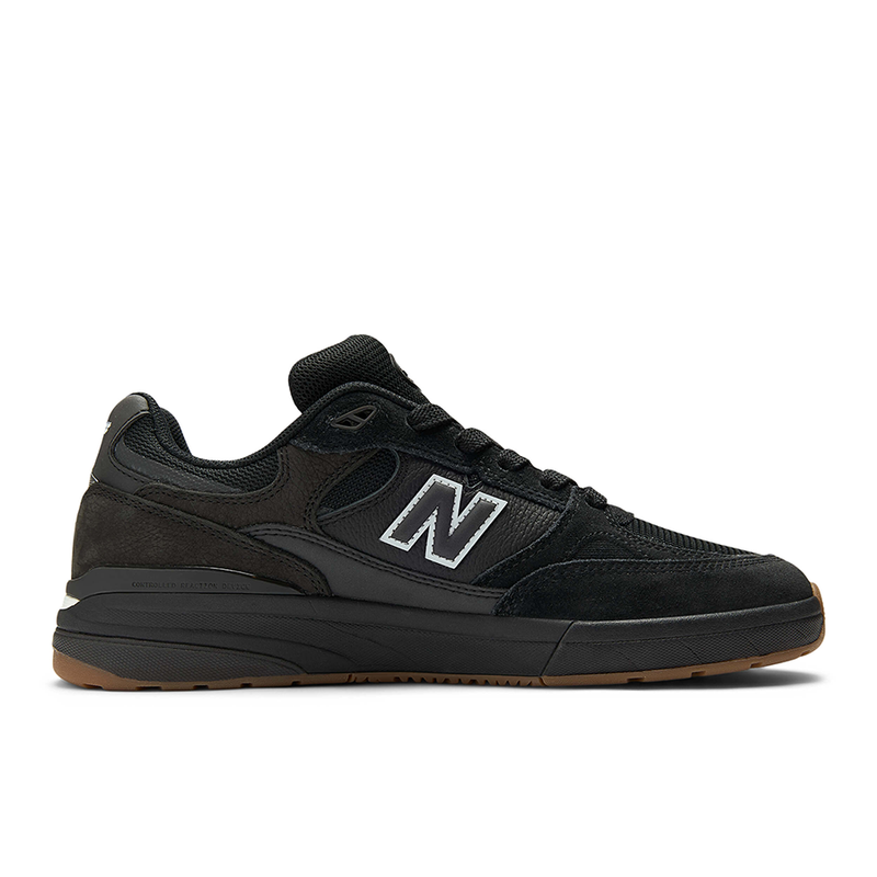 NB Numeric Andrew Reynolds 933 (Black with Black)