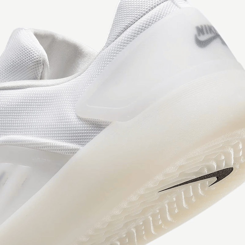 Nike SB Zoom Nyjah 4 (White/White)