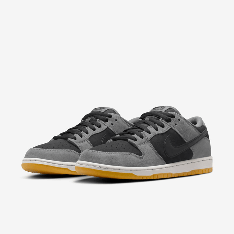 Nike SB Dunk Low “Dark Smoke Grey”