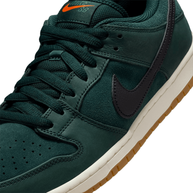 Nike SB Dunk Low Pro ISO “Deep Fir