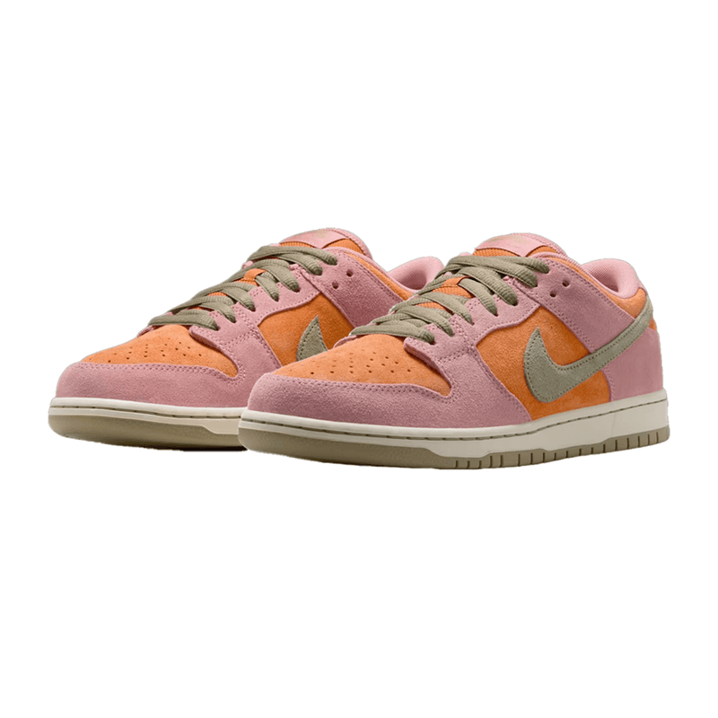 Nike SB Dunk Low Pro 