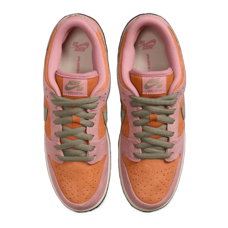 Nike SB Dunk Low Pro 