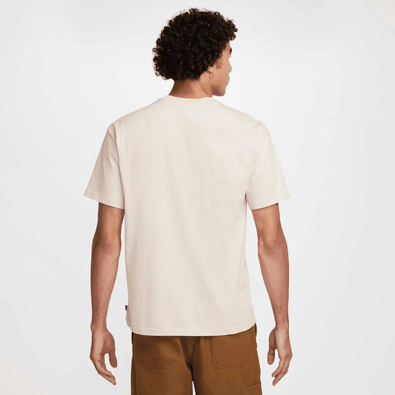 Nike SB Men's Logo Skate T-Shirt (Light Orewood Brown)