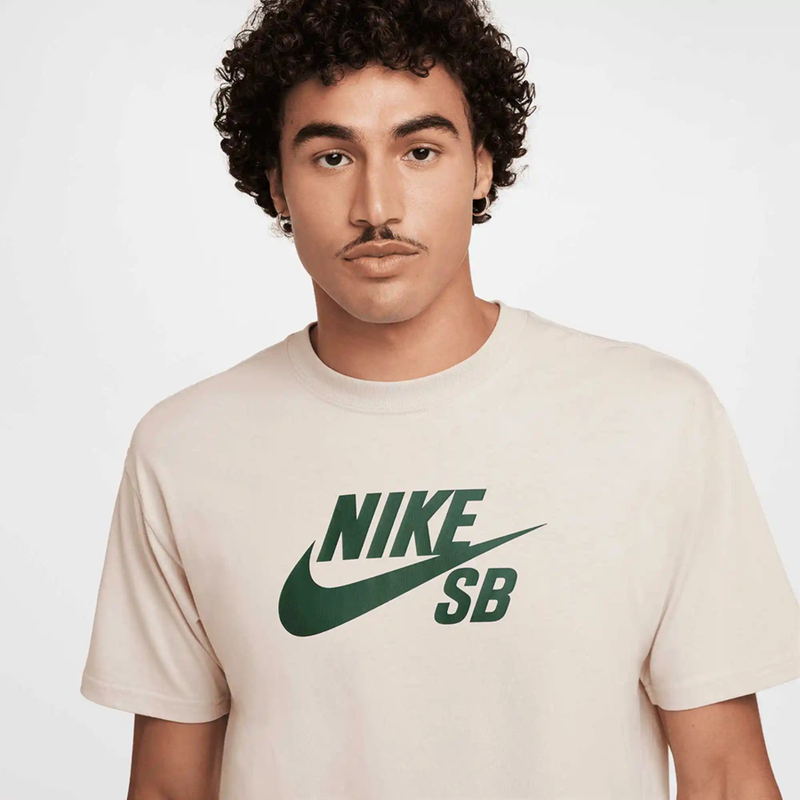 Nike SB Men's Logo Skate T-Shirt (Light Orewood Brown)