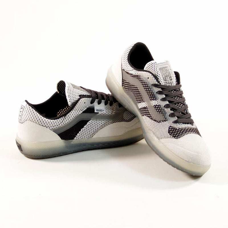 AVE Knit VCU (White/Black/Fleck)
